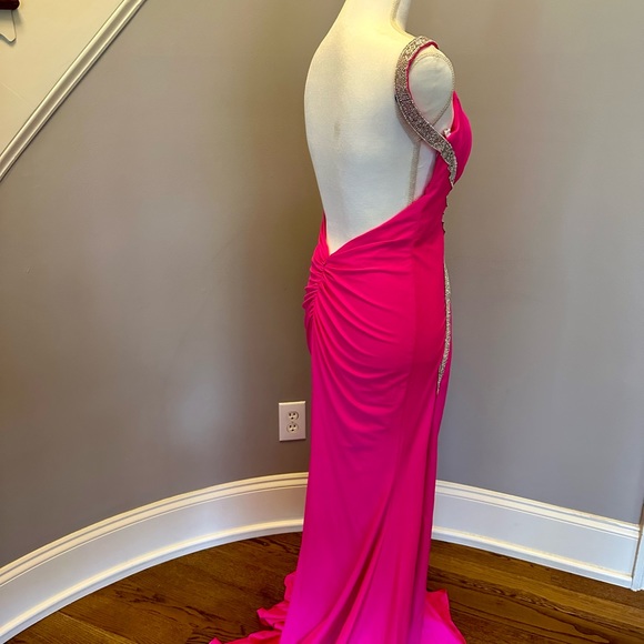 Ladivine by Cinderella Divine Prom Dress new with tags - Picture 4 of 9